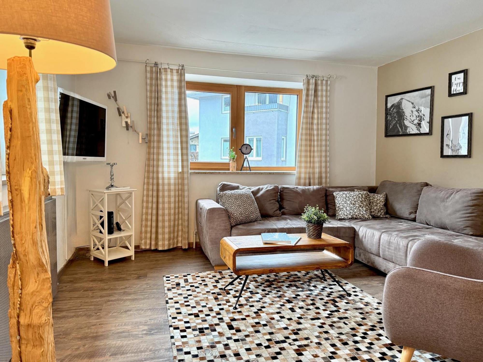 Belle Kitz Im Zentrum By Belle Stay คิทซ์บือห์ ภายนอก รูปภาพ